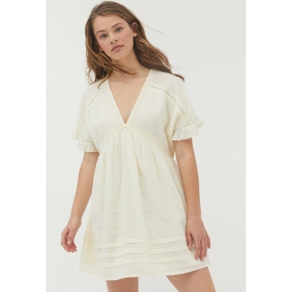 Urban Outfitters Babydoll Boho Dress‎ Women XS Ivory Crochet Lace Flutter Dainty